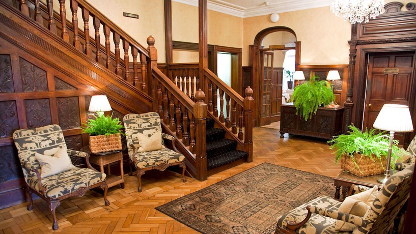 Imagen de los interiores del Hotel Rowton Hall Hotel and Spa. Foto 20