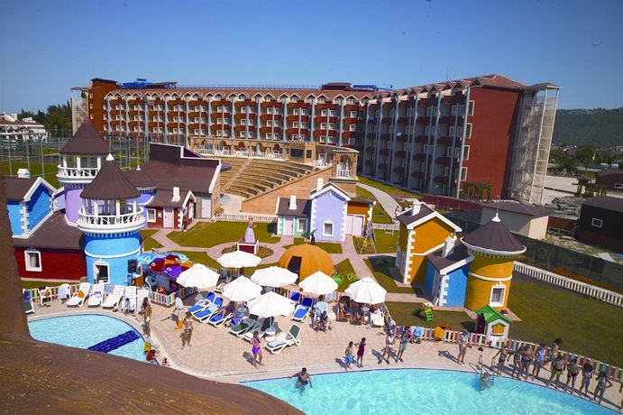 Imagen de los interiores del Hotel Rox Royal - All Inclusive. Foto 4