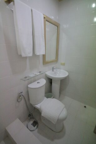 Imagen general del Hotel Roxas President's Inn. Foto 5
