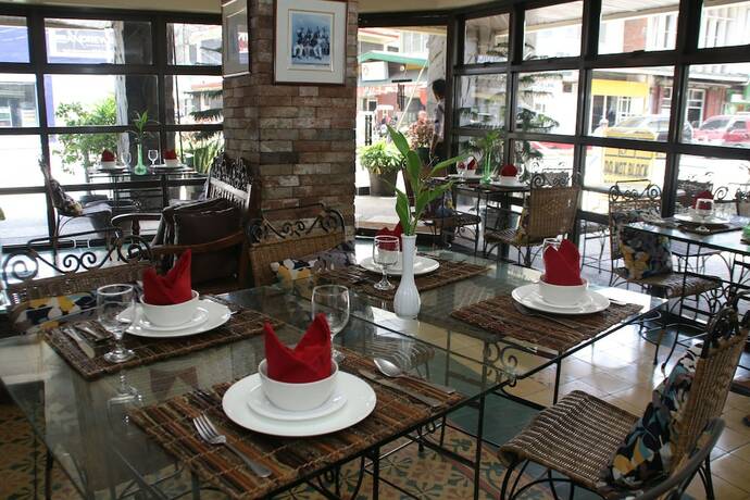Imagen general del Hotel Roxas President's Inn. Foto 11