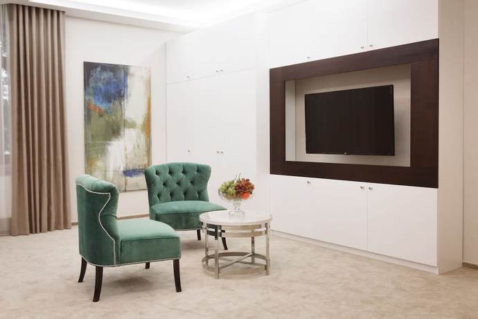 Imagen de la habitación del Hotel RoxenandSpa. Foto 9