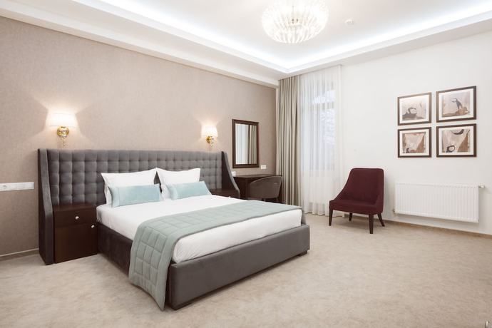 Imagen de la habitación del Hotel RoxenandSpa. Foto 11