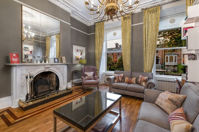 Imagen de los interiores del Hotel Roxford Lodge. Foto 20