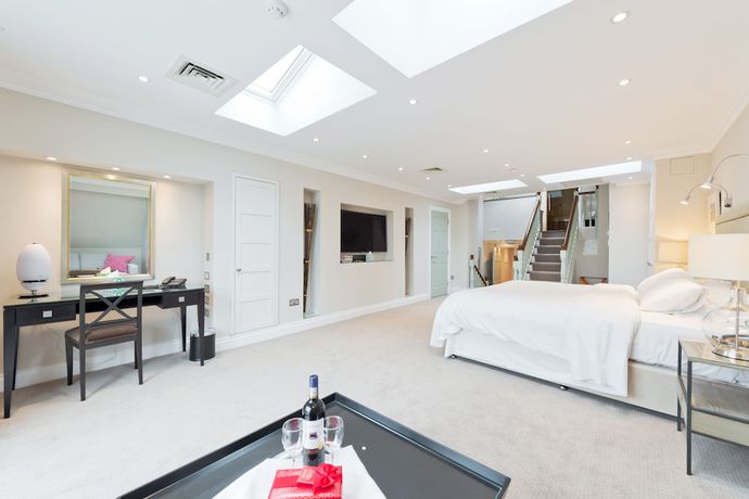 Imagen de la habitación del Hotel Roxford Lodge. Foto 10