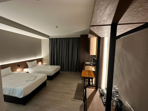 Imagen de la habitación del Hotel Roxy Aiman. Foto 13