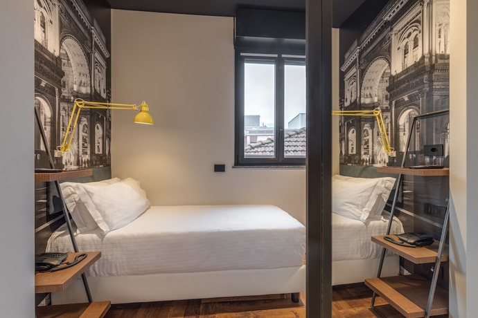 Imagen de la habitación del Hotel Roxy. Foto 6