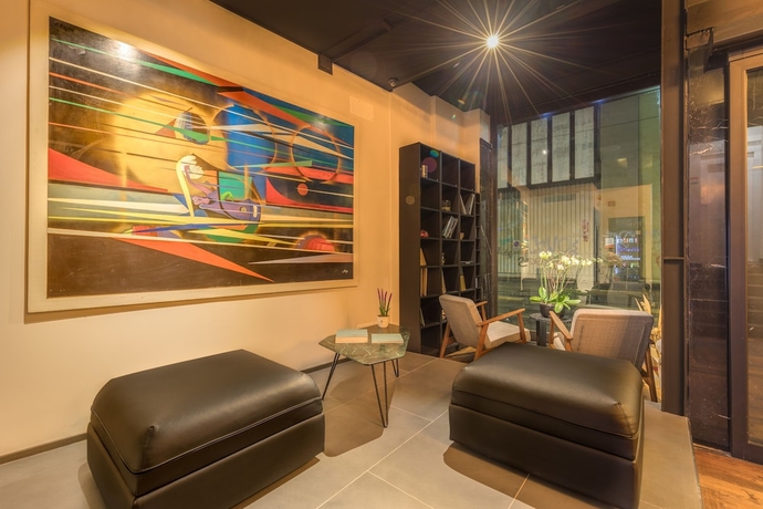 Imagen de los interiores del Hotel Roxy. Foto 19