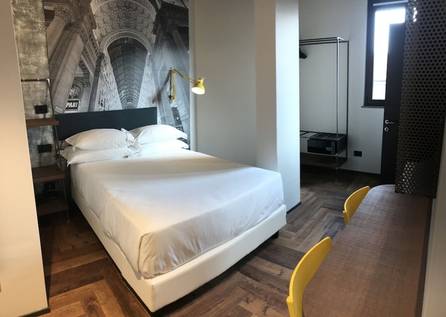 Imagen de la habitación del Hotel Roxy. Foto 10