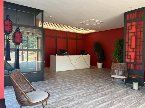 Imagen general del Hotel Roxy Siniawan. Foto 4