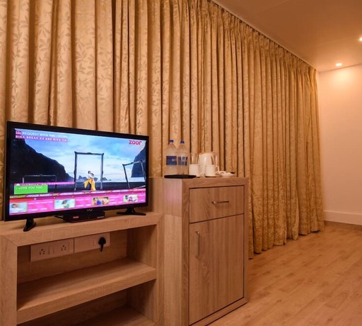 Imagen general del Hotel Royal Aarya Beach Resort. Foto 12