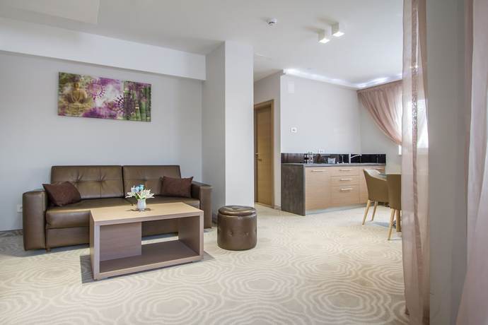 Imagen de la habitación del Hotel Royal Airport. Foto 10