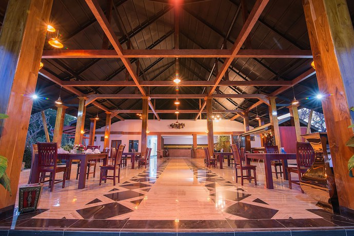 Imagen del bar/restaurante del Hotel Royal Airstrip. Foto 5