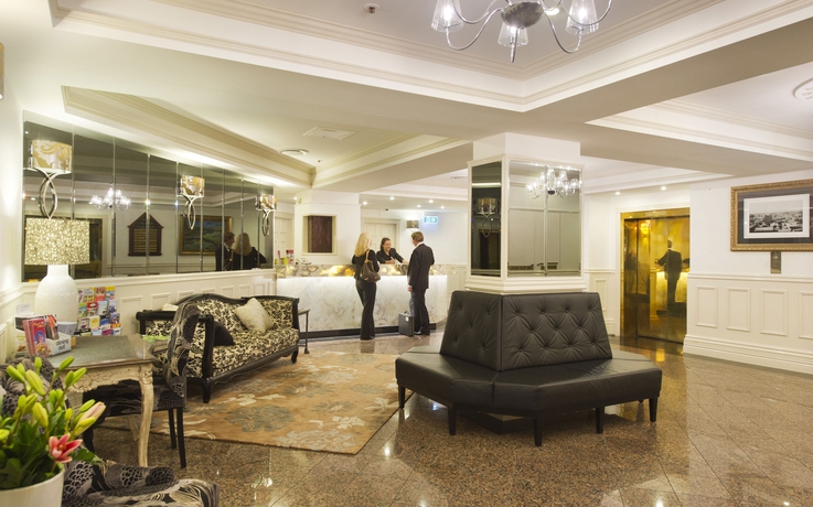 Imagen de los interiores del Hotel Royal Albert. Foto 6