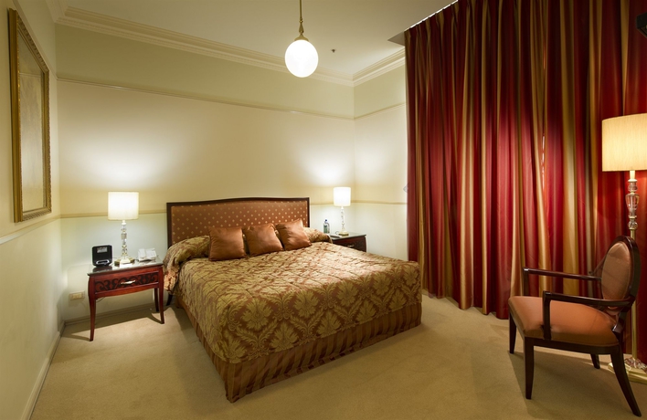 Imagen de la habitación del Hotel Royal Albert. Foto 4