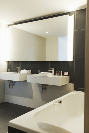 Imagen de la habitación del Hotel Royal Antibes. Foto 5