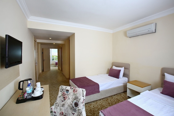 Imagen de la habitación del Hotel Royal Arena and Resort Spa. Foto 9