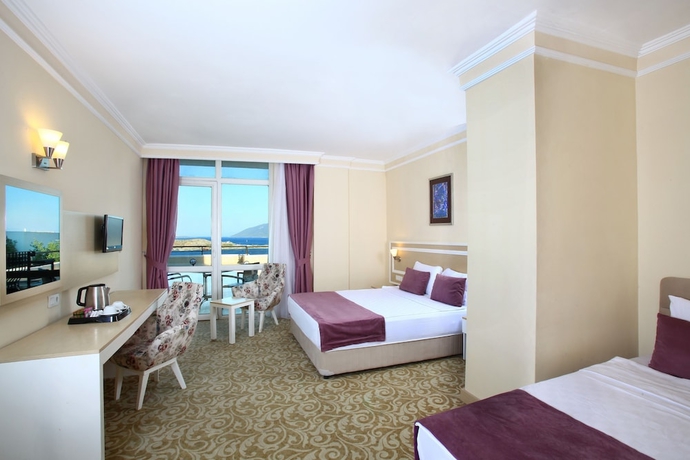 Imagen de la habitación del Hotel Royal Arena and Resort Spa. Foto 15