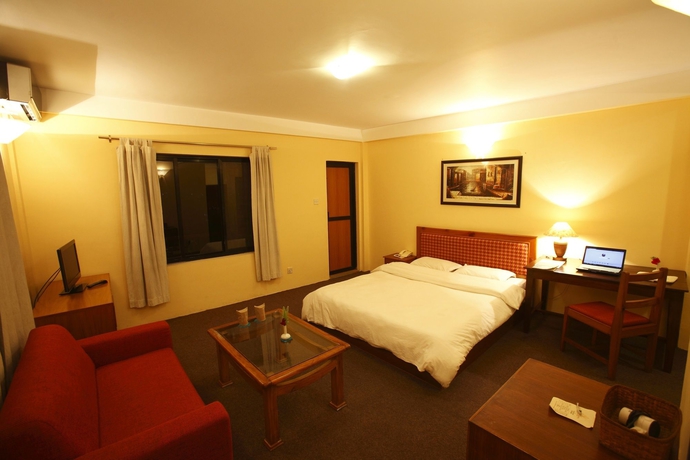 Imagen de la habitación del Hotel Royal Astoria. Foto 4