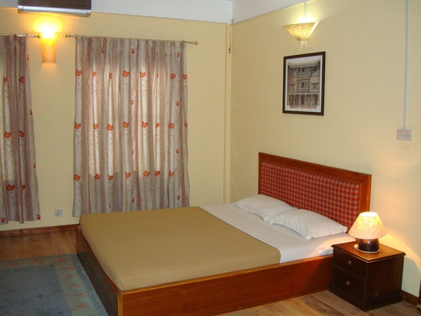 Imagen de la habitación del Hotel Royal Astoria. Foto 6