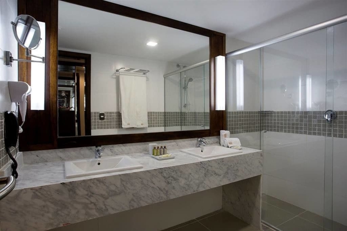 Imagen de la habitación del Hotel Royal Atl&acirc;ntica Maca&eacute;. Foto 6