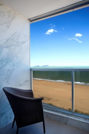 Imagen de la habitación del Hotel Royal Atl&acirc;ntica Maca&eacute;. Foto 12