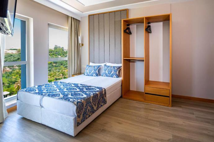 Imagen general del Hotel Royal Atlantis Beach. Foto 4