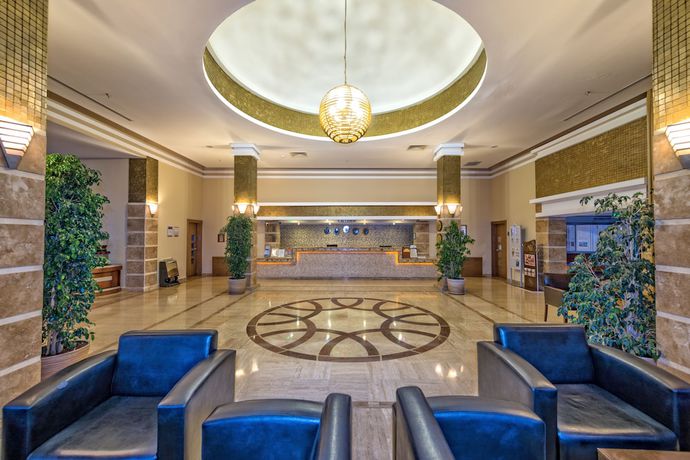 Imagen de los interiores del Hotel Royal Atlantis Spa and Resort. Foto 11