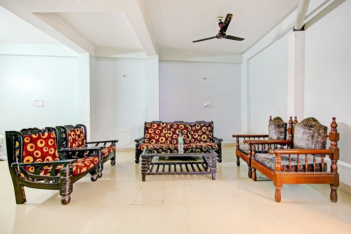 Imagen de los interiores del Hotel Royal Avenue By F9s. Foto 13