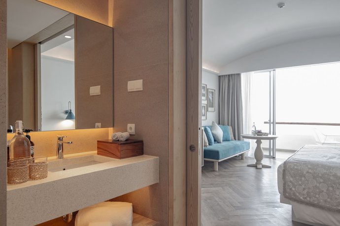 Imagen de la habitación del Hotel Royal Avila Boutique Resort. Foto 9