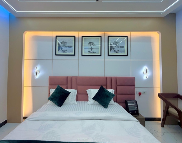 Imagen de la habitación del Hotel Royal Awadh Inn. Foto 3