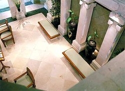 Imagen general del Hotel Royal Bali Beach Club. Foto 1