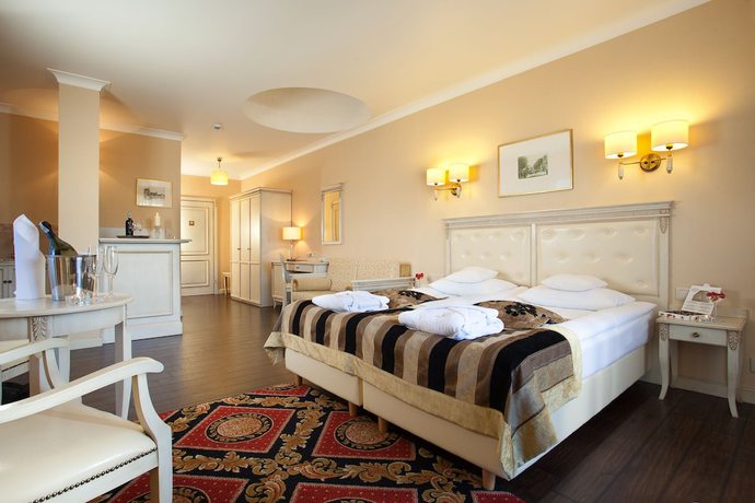 Imagen de la habitación del Hotel Royal Baltic Luxury Boutique. Foto 2