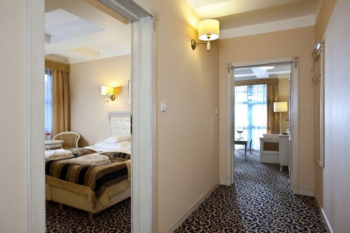 Imagen de la habitación del Hotel Royal Baltic Luxury Boutique. Foto 8