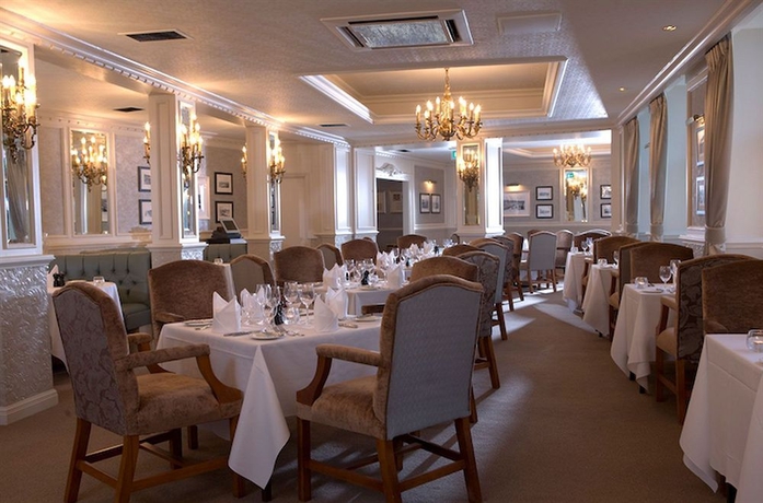Imagen del bar/restaurante del Hotel Royal Bath and Spa Bournemouth. Foto 2