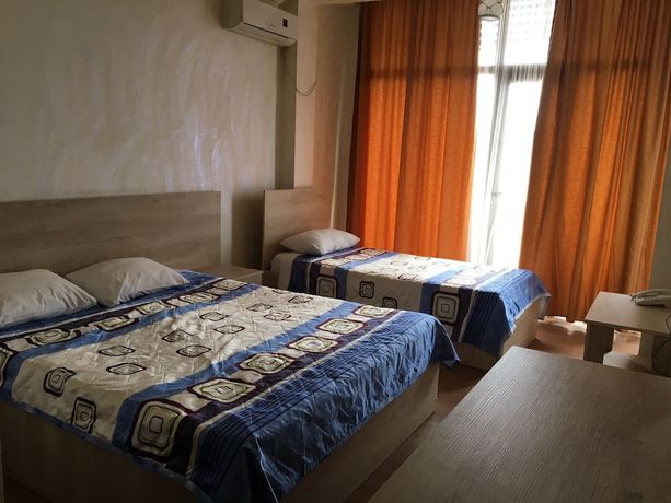 Imagen de la habitación del Hotel Royal, Batumi. Foto 17