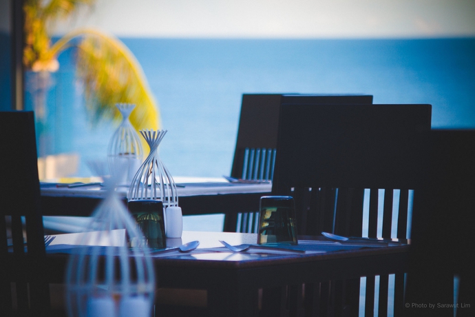 Imagen del bar/restaurante del Hotel Royal Beach Boutique Resort and Spa. Foto 4