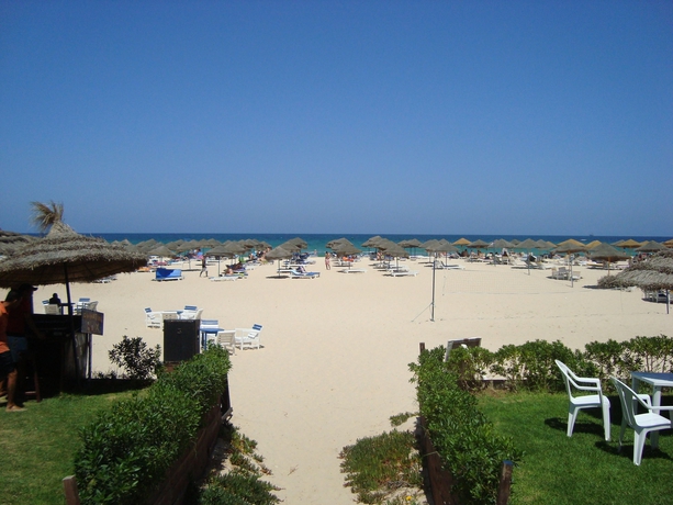 Imagen de los exteriores del Hotel Royal Beach. Foto 12