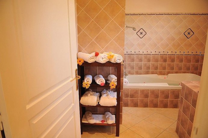 Imagen de la habitación del Hotel Royal Beach H&ocirc;tel. Foto 18