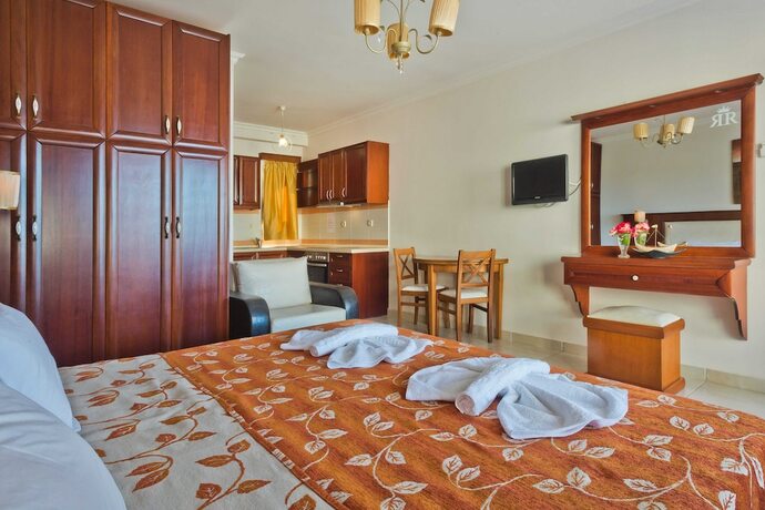 Imagen de la habitación del Hotel Royal Beach Karpathos. Foto 14