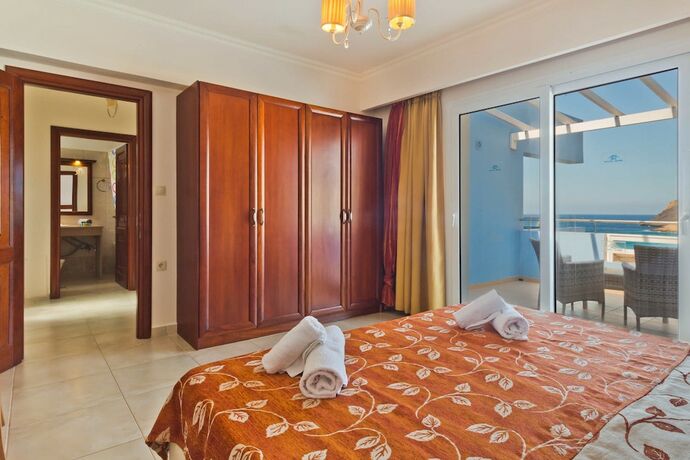 Imagen de la habitación del Hotel Royal Beach Karpathos. Foto 20