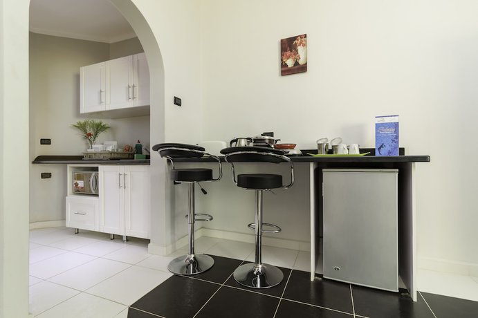 Imagen de la habitación del Hotel Royal Beach Serviced Apartments. Foto 2