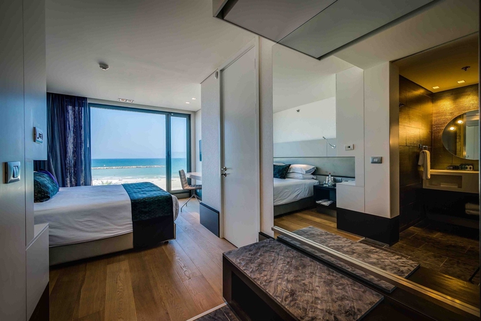 Imagen de la habitación del Hotel Royal Beach Tel Aviv. Foto 4