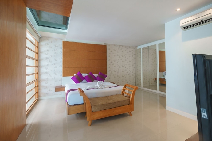 Imagen de la habitación del Hotel Royal Beach View Suites. Foto 12