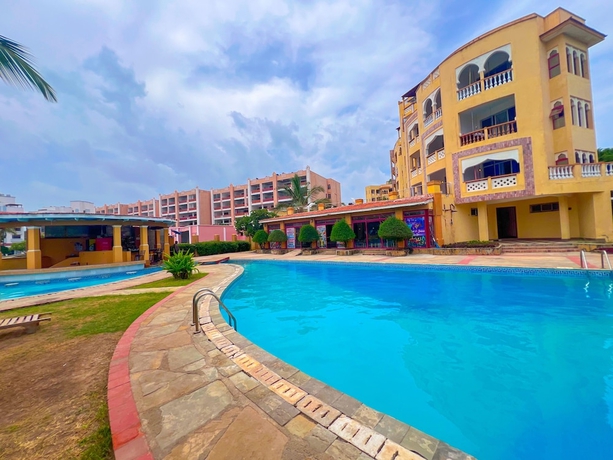 Imagen general del Hotel Royal Beachfront Apartments. Foto 2