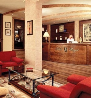 Imagen de los interiores del Hotel Royal Best Western(.). Foto 6