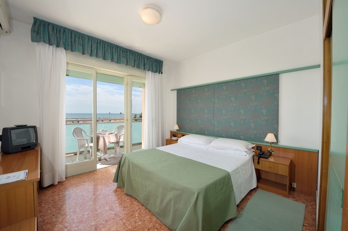 Imagen de la habitación del Hotel Royal, Bibione. Foto 10