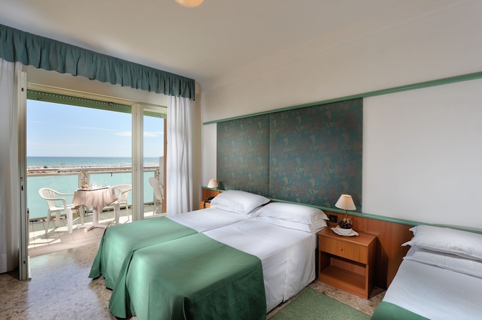 Imagen de la habitación del Hotel Royal, Bibione. Foto 13