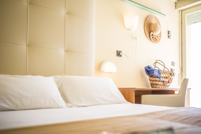 Imagen de la habitación del Hotel Royal, Bibione. Foto 14