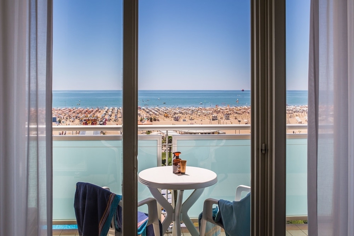 Imagen de la habitación del Hotel Royal, Bibione. Foto 15