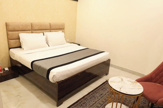 Imagen de la habitación del Hotel Royal Bliss, Kanpur. Foto 7